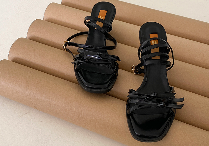 3 Ribbon Sandal  Glossy Black  3 리본 샌들 글로시 블랙